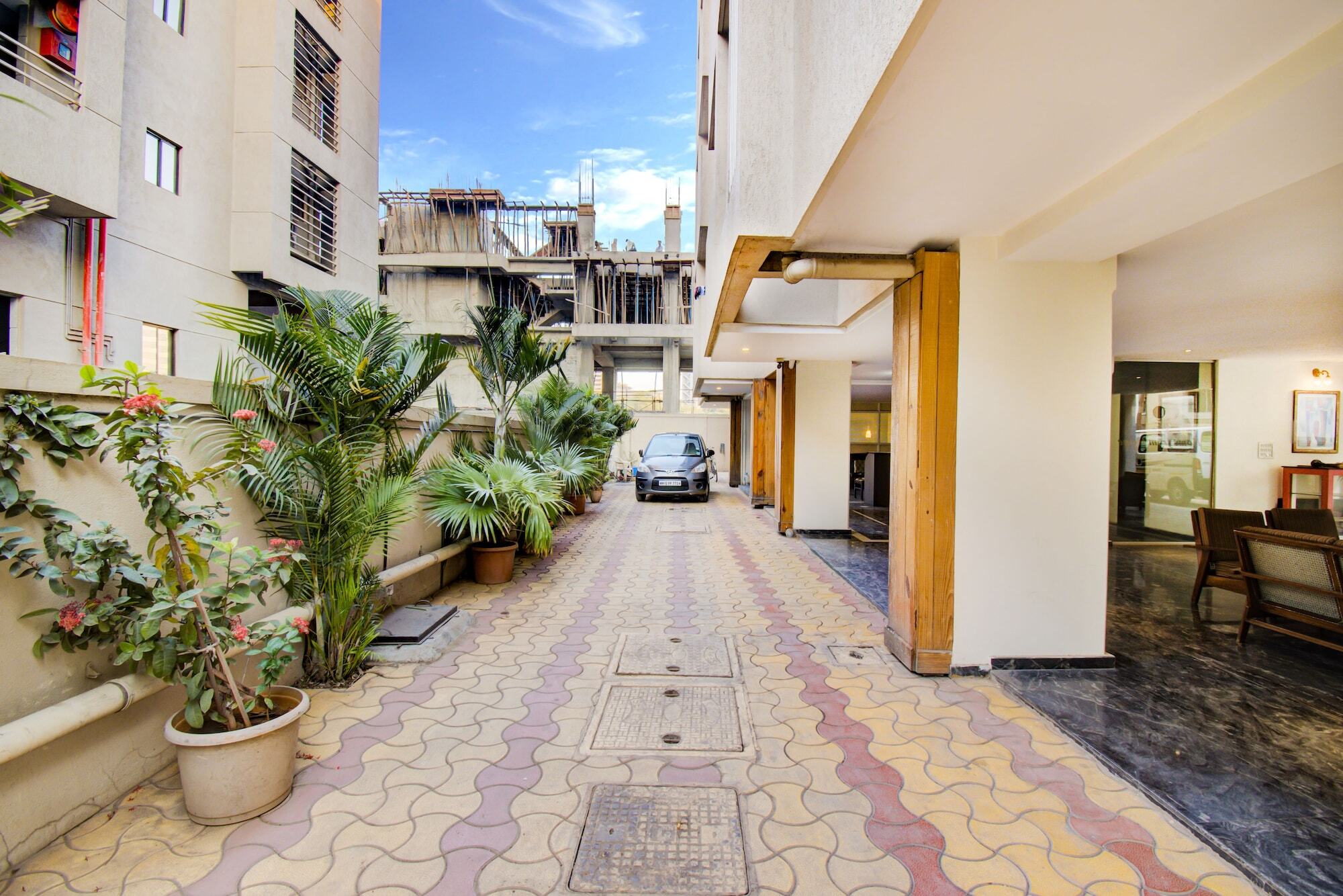 Hotel Fabhotel From 3*